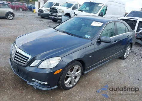 2012 Mercedes-Benz E 350 4Matic z USA, uszkodzony, nr VIN WDDHF8JB0CA567765